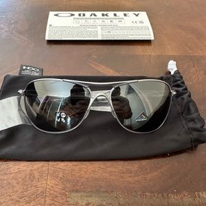 Oakley Crosshair Prizm Black Polarized Lenses, Lead Frame